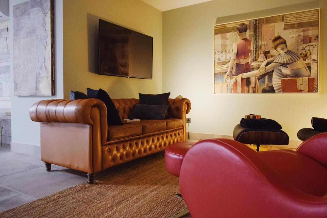 Keldomenech Bed&Art Luxury Apartment For Art Lover Besalú Extérieur photo