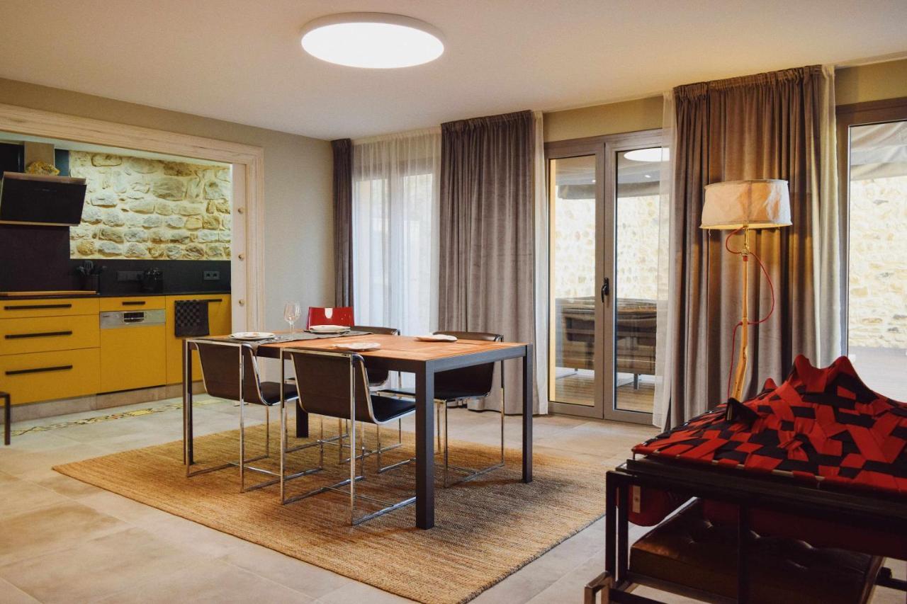 Keldomenech Bed&Art Luxury Apartment For Art Lover Besalú Extérieur photo