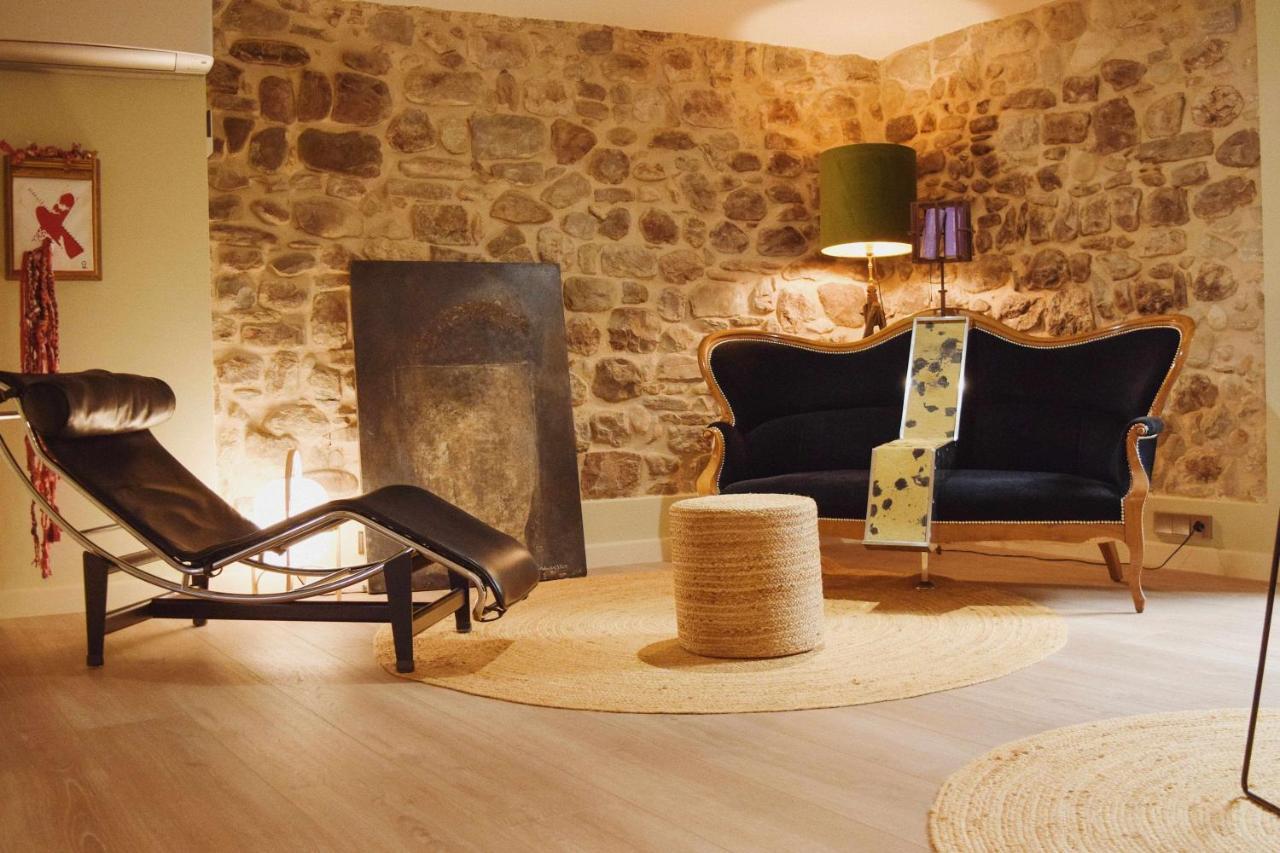Keldomenech Bed&Art Luxury Apartment For Art Lover Besalú Extérieur photo