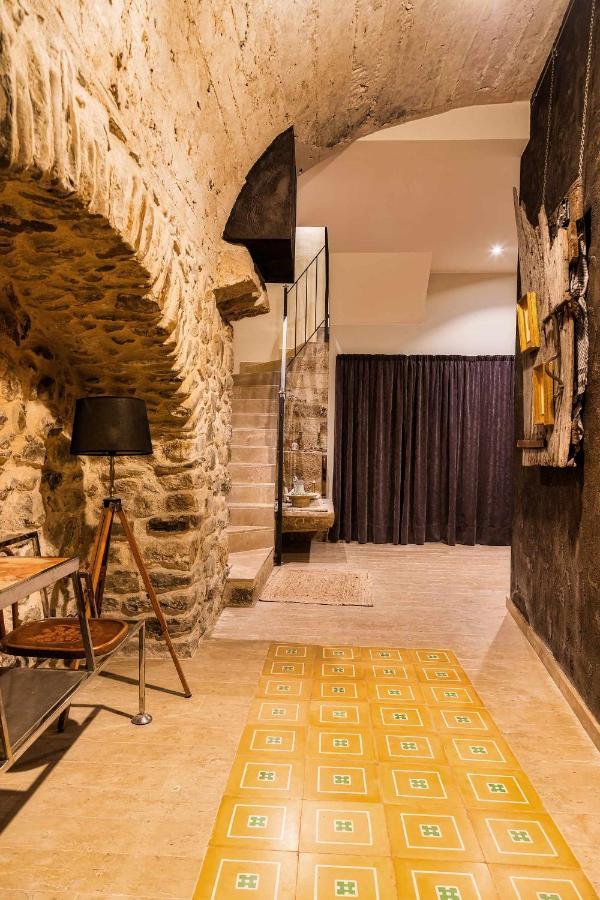 Keldomenech Bed&Art Luxury Apartment For Art Lover Besalú Extérieur photo